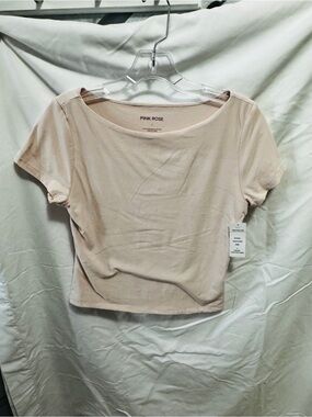Dusty blush Pink Rose Women's Scoop Neck Cropped Tee  juniors large NWT
